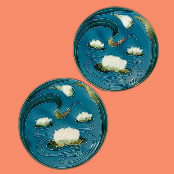 Zell Harmersbach Baden German Art Nouveau Lotus Water Lily Majolica Salad as is - Picture 2 of 11